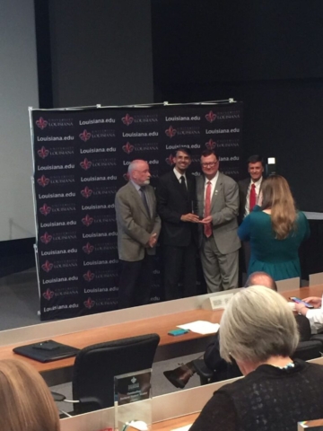 Dr. Amini Received “Innovation Award” and “Certificate of Achievement in Sponsored Research” from UL Lafayette. Presentation was done in Research Recognition Day (Nov. ’17)