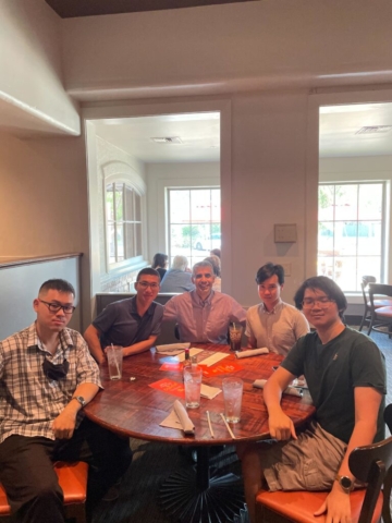 Dr. Xinagbo Li, first PhD graduate of HPCC Lab, visited our lab